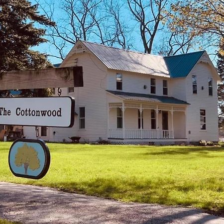 The Cottonwood Inn B&B Емпайър Екстериор снимка